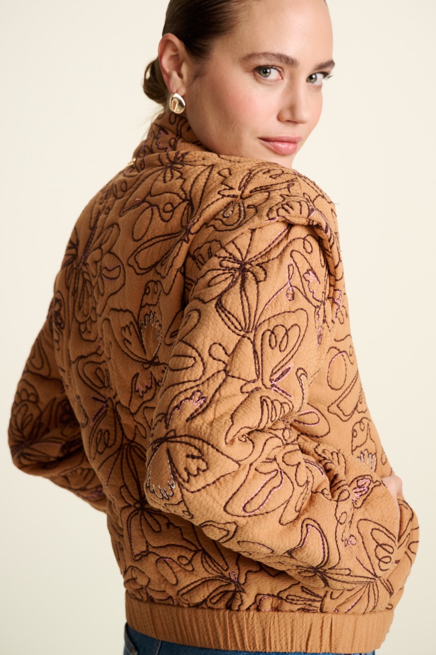 2023_12_08_POM_JILL_FW242565139 大